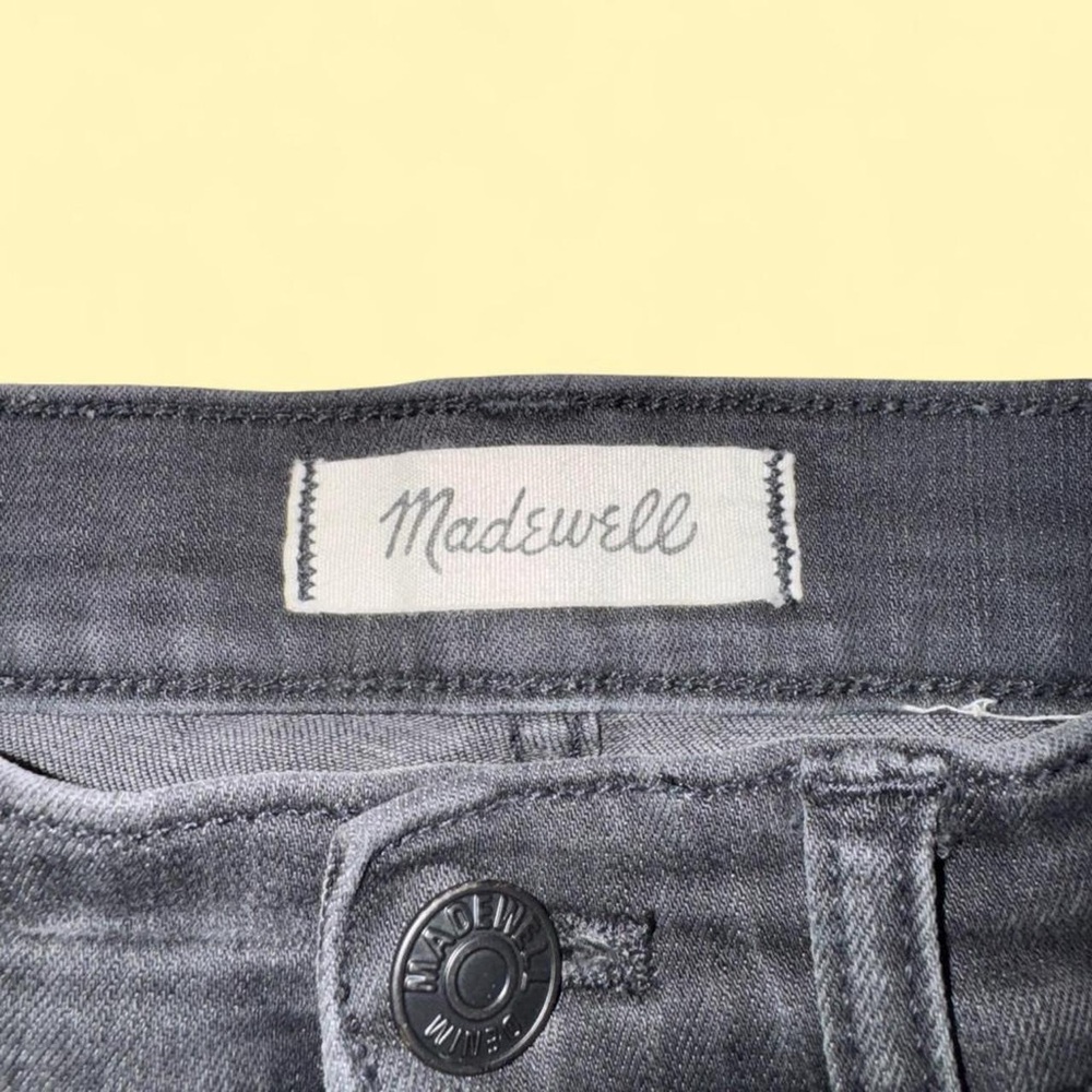 Madewell 9” High-Rise Skinny Jeans Black Distressed Raw Hem Size 28 - Picture 2 of 5